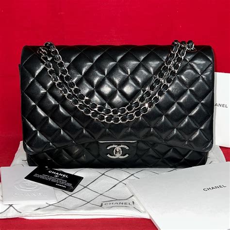 chanel lambskin maxi flap bag